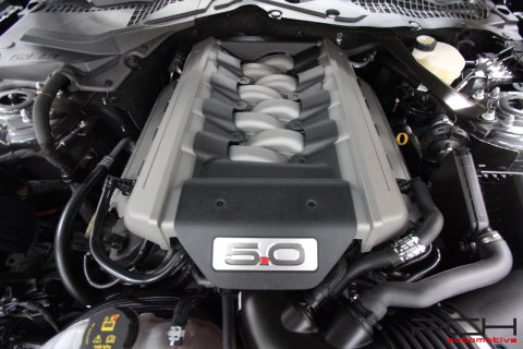 FORD Mustang Fastback 5.0 V8 GT 420cv Aut.