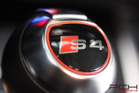 AUDI S4 3.0 V6 TFSI 333cv Quattro S-Tronic