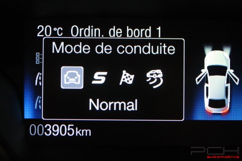 FORD Focus RS 2.3 EcoBoost 350cv 4WD - ETAT NEUF !!! -