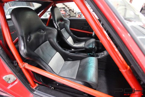 PORSCHE 964 Carrera RS