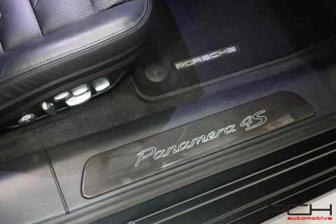 PORSCHE Panamera 4S 2.9 V6 Bi-Turbo 440cv PDK - Pack Sport Design - FULL OPTIONS!!! -