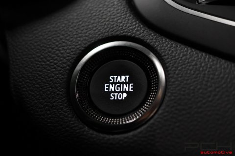 RENAULT Megane R.S. 1.8 TCe 300cv EDC Aut. - Ultime - Nr. 912 Of 1976 -