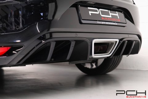 RENAULT Megane R.S. 1.8 TCe 300cv EDC Aut. - Ultime - Nr. 912 Of 1976 -