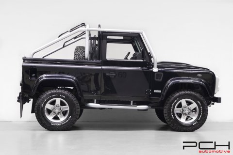 LAND ROVER Defender 90 Cabriolet TD4 122cv - SVX 