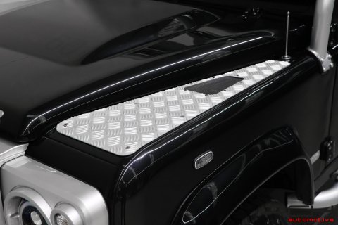 LAND ROVER Defender 90 Cabriolet TD4 122cv - SVX 