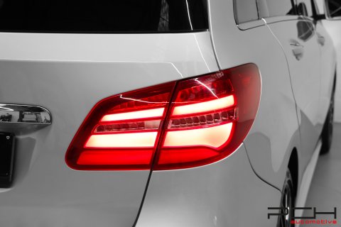 MERCEDES-BENZ B 180d 109cv 7G-DTC Aut. - AMG Line -