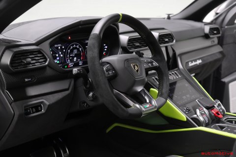 LAMBORGHINI Urus 4.0 Bi-Turbo V8 650cv - Graphite Capsule -