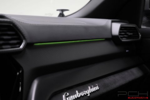 LAMBORGHINI Urus 4.0 Bi-Turbo V8 650cv - Graphite Capsule -