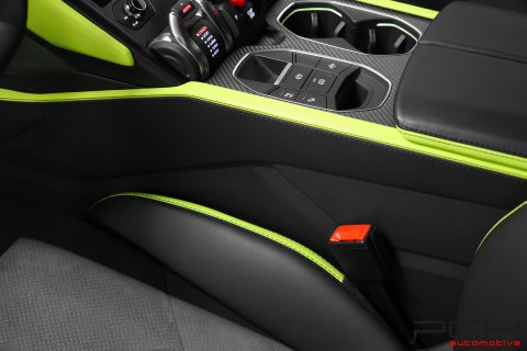 LAMBORGHINI Urus 4.0 Bi-Turbo V8 650cv - Graphite Capsule -