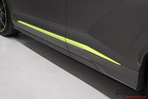 LAMBORGHINI Urus 4.0 Bi-Turbo V8 650cv - Graphite Capsule -