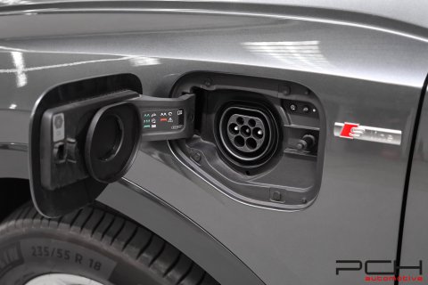 AUDI Q3 Sportback 45 TFSIe PHEV S-Line S-Tronic Aut.