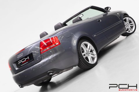 AUDI A4 Cabriolet 2.0 TDi 140cv - S-line -