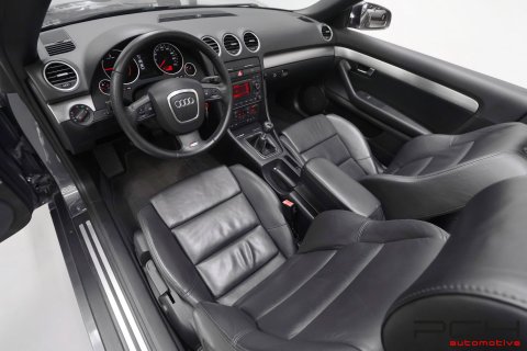 AUDI A4 Cabriolet 2.0 TDi 140cv - S-line -