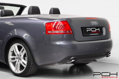 AUDI A4 Cabriolet 2.0 TDi 140cv - S-line -