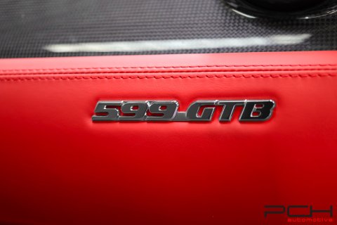FERRARI 599 GTB Fiorano 6.0i V12 620cv F1
