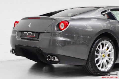 FERRARI 599 GTB Fiorano 6.0i V12 620cv F1