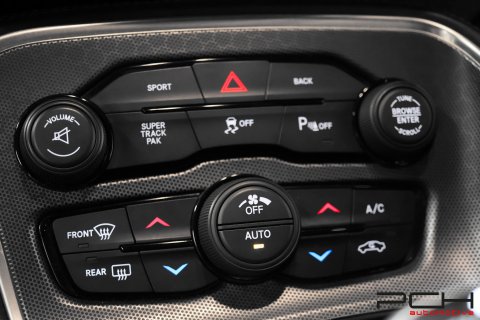 DODGE Challenger 3.6i V6 310cv Aut. - SXT Plus -