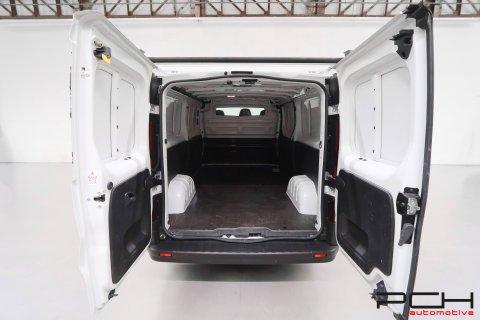 RENAULT Trafic 2.0 Blue dCi 120cv - L2H1 -