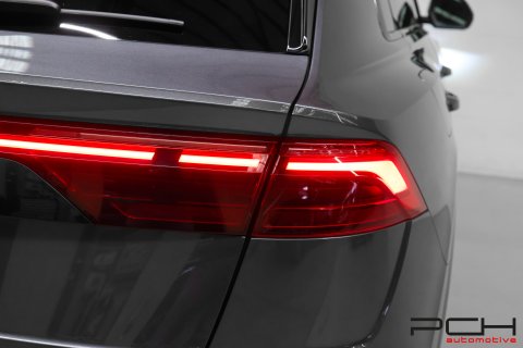 AUDI Q8 e-hybrid 60 TFSIe Quattro S-Line Competition Tiptronic - Full Options ! -