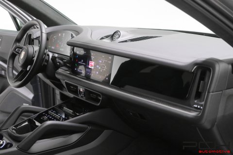 PORSCHE Cayenne S 3.0 Turbo V6 E-Hybrid - Pack Sport Design -