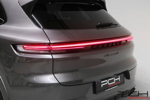 PORSCHE Cayenne S 3.0 Turbo V6 E-Hybrid - Pack Sport Design -