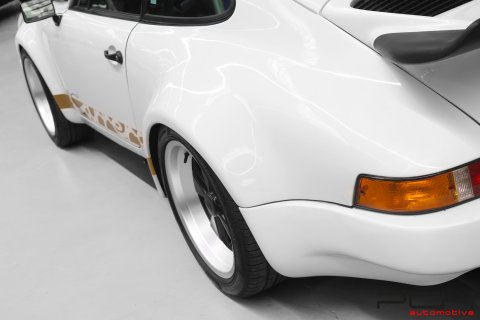 PORSCHE 911 - Look 3.0 RS -