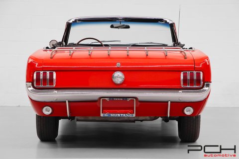 FORD Mustang Cabriolet 200ci 3.3 6 Cylindres Automatique