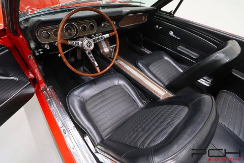 FORD Mustang Cabriolet 200ci 3.3 6 Cylindres Automatique