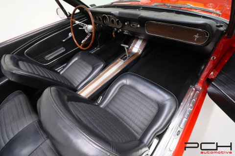 FORD Mustang Cabriolet 200ci 3.3 6 Cylindres Automatique