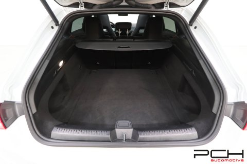 MERCEDES-BENZ CLA 35 AMG Shooting Brake 2.0 Turbo 306cv 4-Matic Aut.
