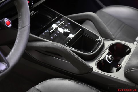 PORSCHE Cayenne Turbo E-Hybrid Coupé 4.0 V8 600cv - Pack GT -