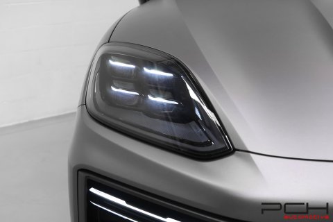 PORSCHE Cayenne Turbo E-Hybrid Coupé 4.0 V8 600cv - Pack GT -