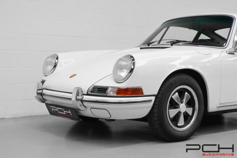 PORSCHE 911 T SWB 1967 - Fully Restored By Kremer ! -