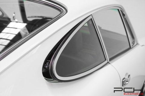 PORSCHE 911 T SWB 1967 - Fully Restored By Kremer ! -