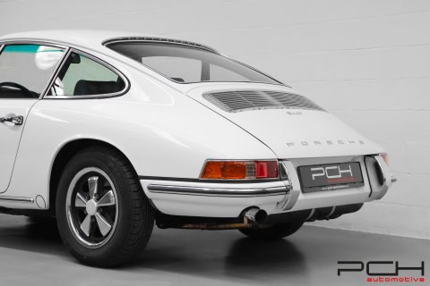 PORSCHE 911 T SWB 1967 - Fully Restored By Kremer ! -