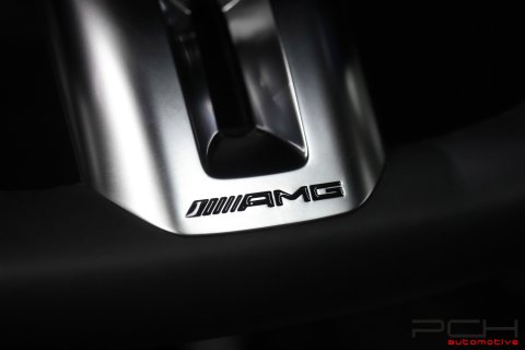 MERCEDES-BENZ G 63 AMG 4.0 V8 585cv Aut. - New Lift -
