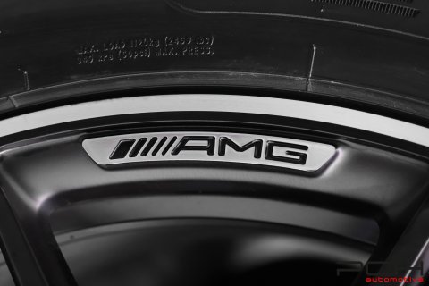 MERCEDES-BENZ G 63 AMG 4.0 V8 585cv Aut. - New Lift -