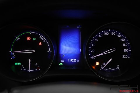 TOYOTA C-HR 1.8i VVT-i Hybrid E-CVT Aut.