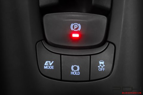 TOYOTA C-HR 1.8i VVT-i Hybrid E-CVT Aut.