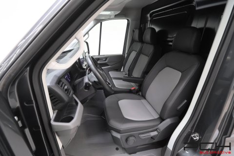 VOLKSWAGEN Crafter 2.0 CR TDi 177cv Aut. - L3H3 - New lift ! -