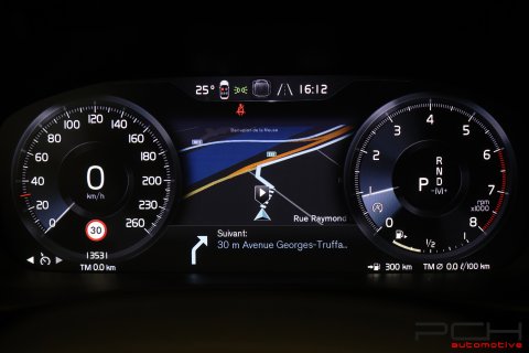 VOLVO XC40 1.5 T2 130cv Geartronic Aut.