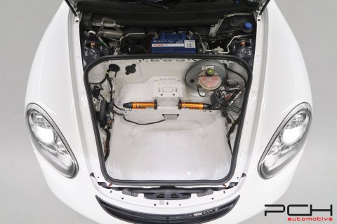 PORSCHE Cayman S 
