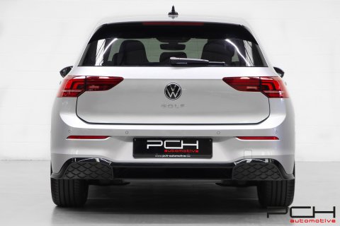 VOLKSWAGEN Golf VIII 2.0 TDi 150cv R-Line DSG Aut.