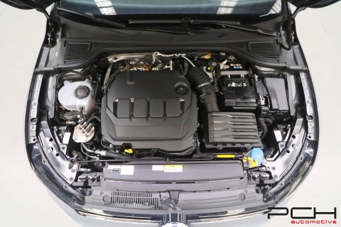VOLKSWAGEN Golf VIII 2.0 TDi 150cv R-Line DSG Aut.