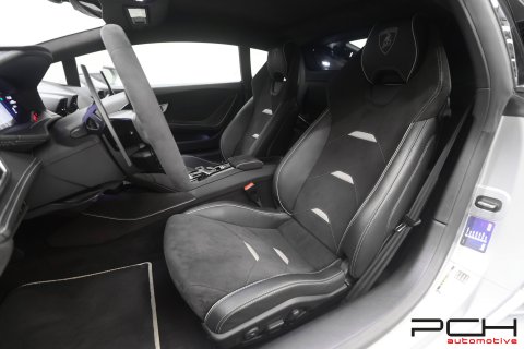 LAMBORGHINI Huracan EVO LP640-4