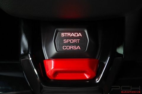LAMBORGHINI Huracan EVO LP640-4