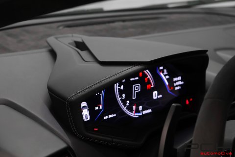 LAMBORGHINI Huracan EVO LP640-4