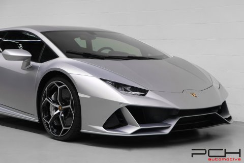 LAMBORGHINI Huracan EVO LP640-4