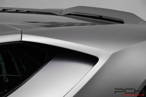 LAMBORGHINI Huracan EVO LP640-4