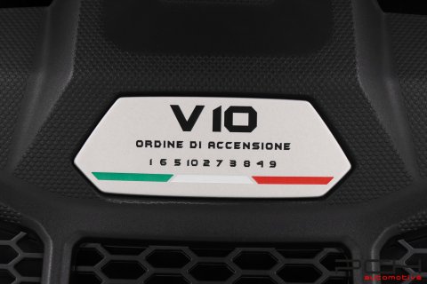 LAMBORGHINI Huracan EVO LP640-4